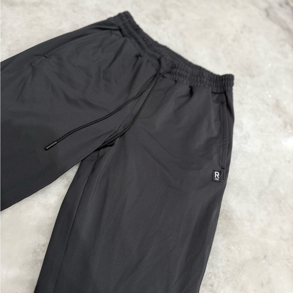 RW&CO. Black Joggers